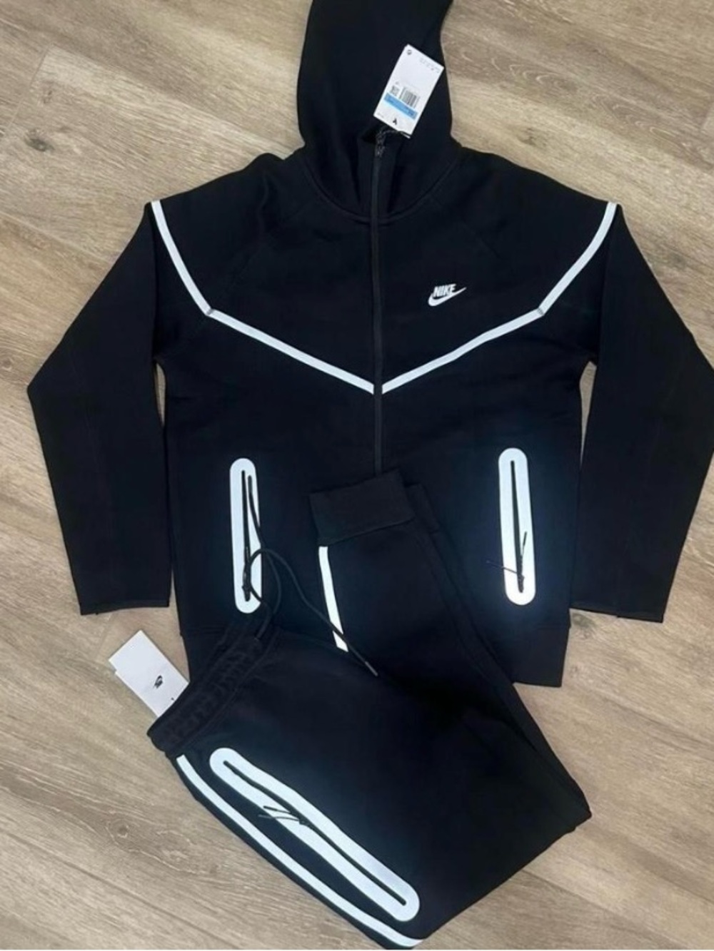 Nike tech SET reflective